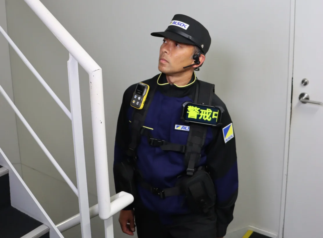 施設警備夜勤スタッフ